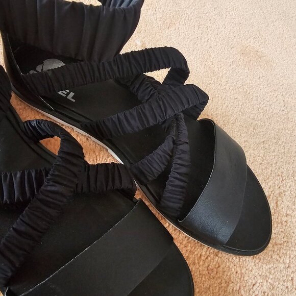 SOREL Black Ella Ankle Strap Open Toe Leather Sandals - Picture 7 of 7